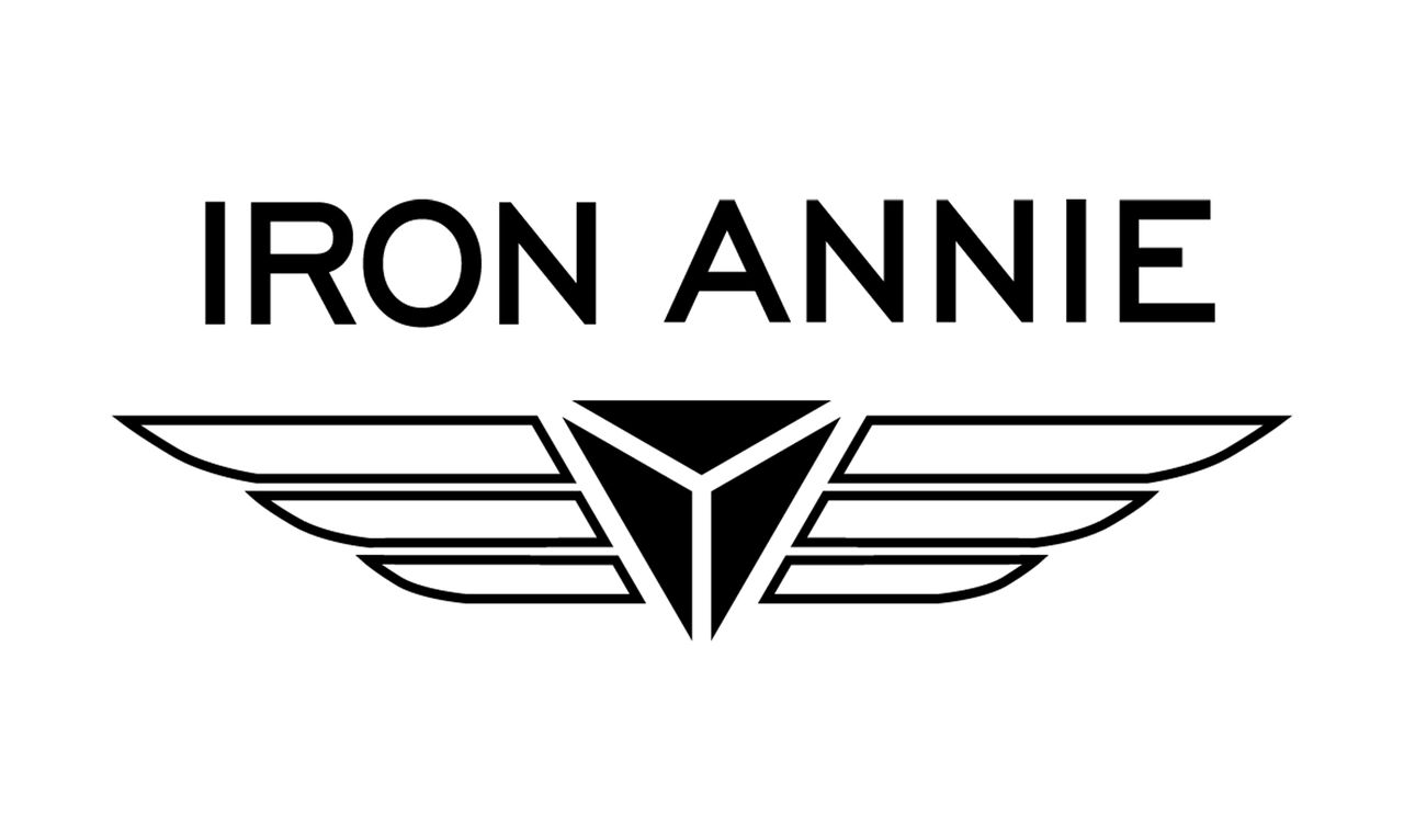 IRON ANNIE Siegel